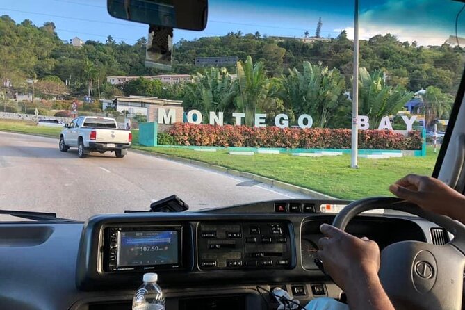 Private Transfer from Montego Bay Airport to Montego Bay Hotels - Why a private vehicle can be worth $15