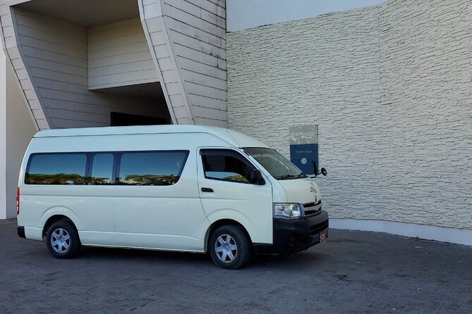 Private Transfer from Montego Bay Hotels to Ocho Rios Hotels - The Road to Ocho Rios Takes 90 Minutes to Two Hours