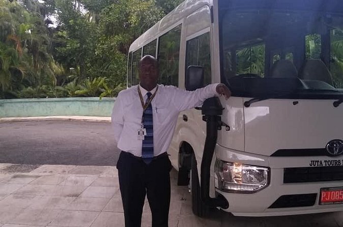 Private Transfer from Negril to Sangster Airport (MBJ) - Comfort, luggage, and the ride itself