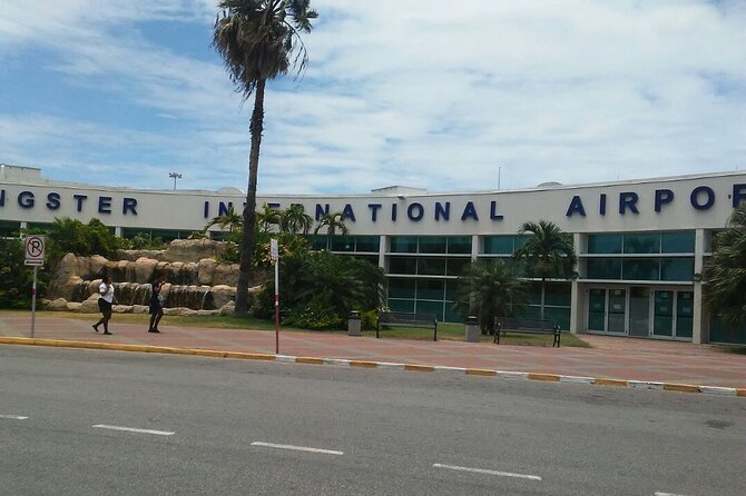 Private Transfer From Norman Manley Airport to Kingston one way - A calm response when flights run late