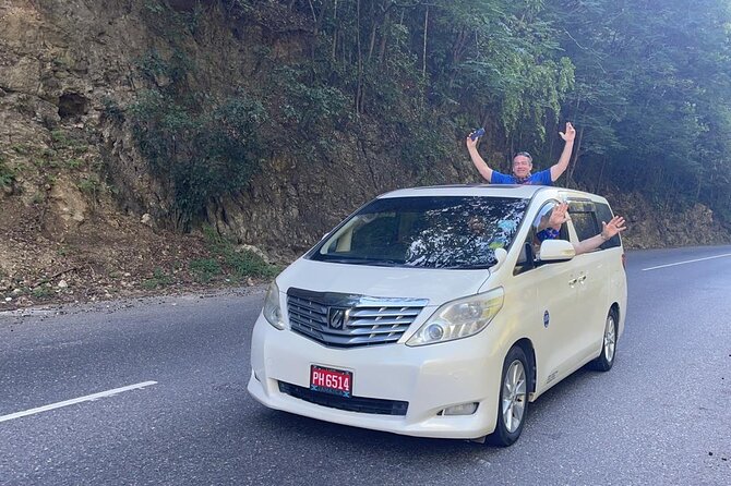 Private Transfer From Norman Manley Airport to Kingston one way - What the three-hour estimate means
