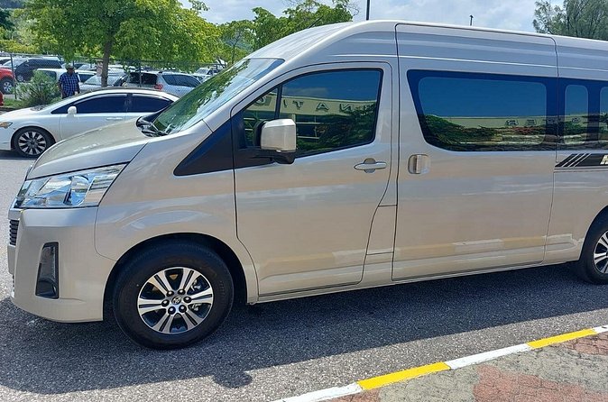 Private Transfer to Hotels in MoBay from Montego Bay Airport - What you receive for $21.50 per person