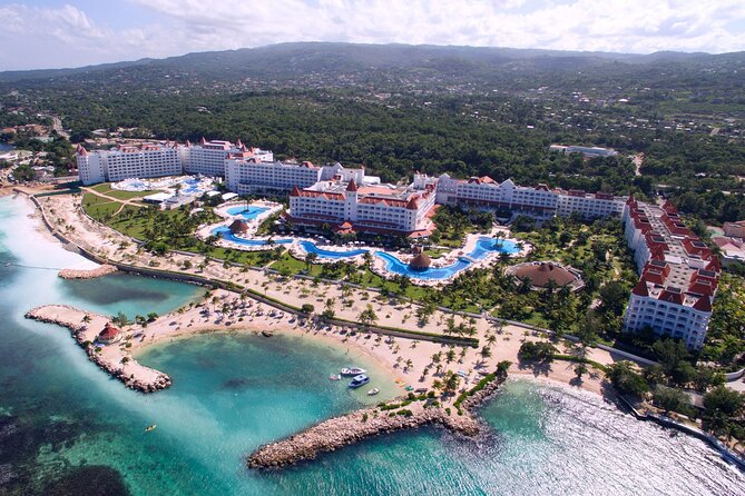 Private Transfers from Montego Bay Airport to Runaway Bay Hotels - What is included, and what is not