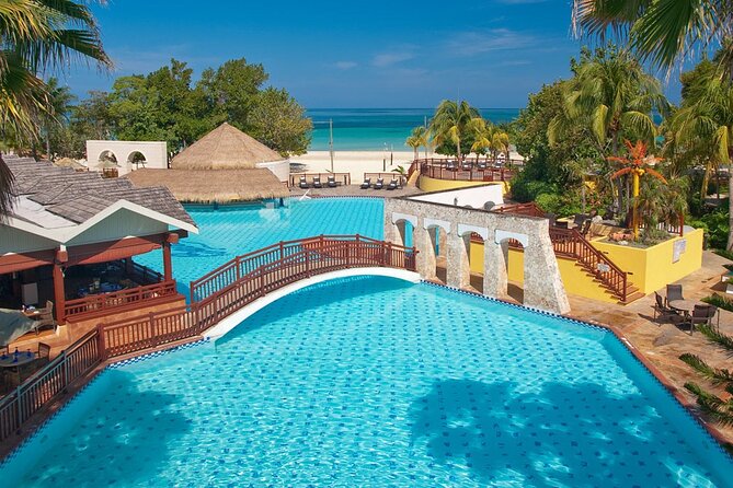 Private Transportation from Montego Bay Airport to Negril hotels - Arriving at your Negril hotel