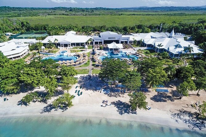 Private Transportation from Montego Bay Airport to Negril hotels - Why private transport can be worth $60 per person