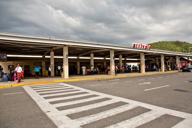 Private Transportation to Negril from Montego Bay - The Local Touch: What Travis Adds