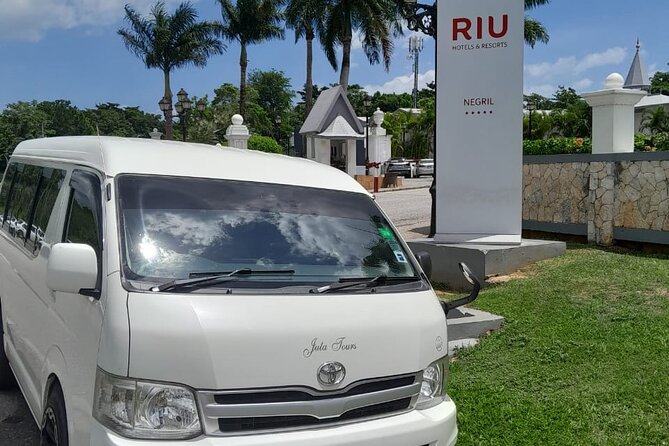 Private transportation to resorts in Negril, Montego Bay,Trelawny - Transfers to Trelawny and St. Ann