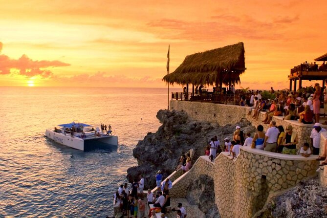 Private Trip to Blue Hole Mineral Springs, Negril & Ricks Café - My take: should you book it?