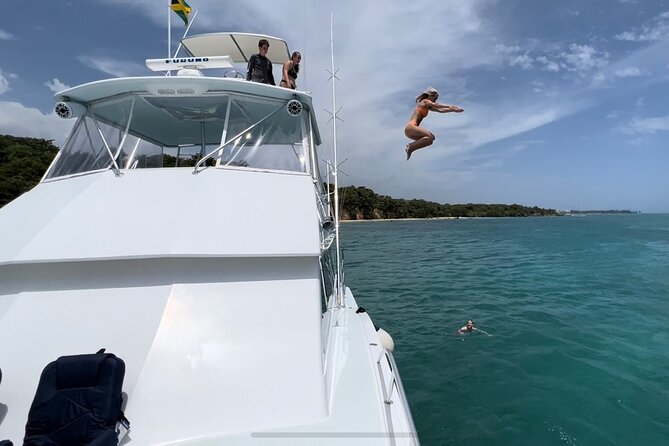 Private Yacht Party Boat Rental Excursion in Ocho Rios, Jamaica - Why the crew gets so much praise