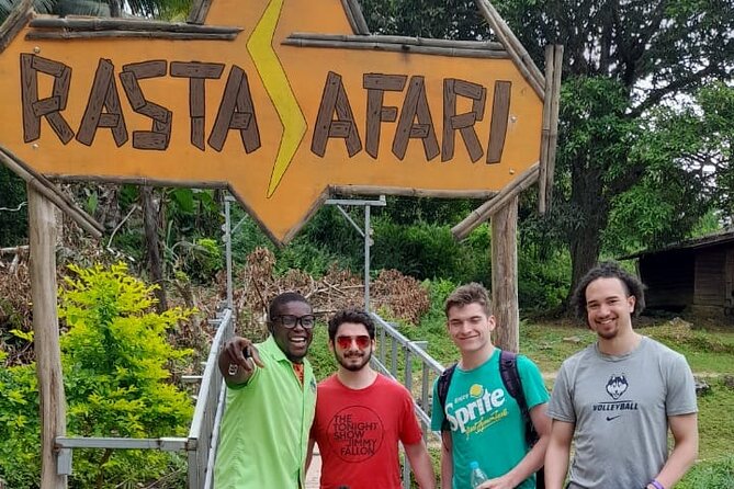 RastaSafari Experience from Montego Bay - Homemade Jamaican lunch after the ride