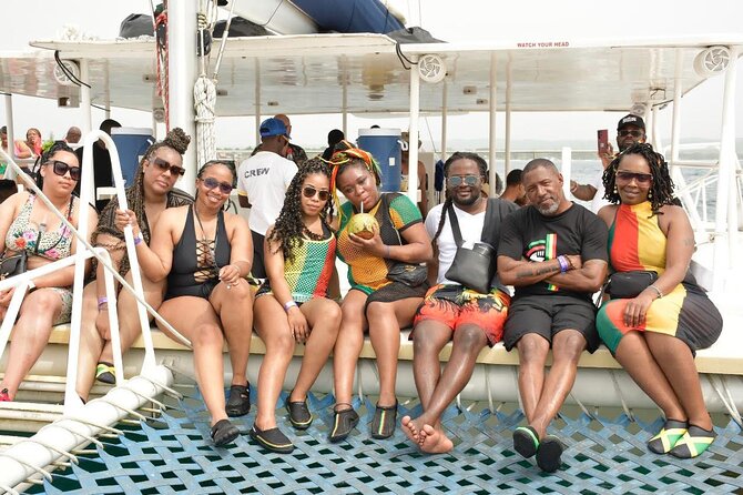 Ricks Cafe Cruise Snorkeling Open Bar DJ OCEAN EDEN BAY/CORAL - The sunset finish along Seven Mile Beach