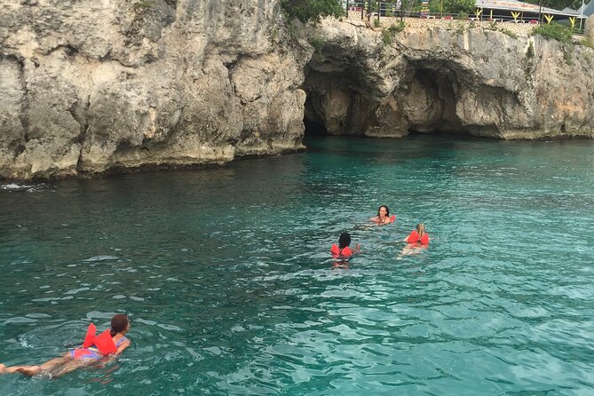 Ricks Cafe Party Cruise with Open Bar & DJ MONTEGO BAY RESORTS - Sunset, Cliff Jumps, and the Return Ride