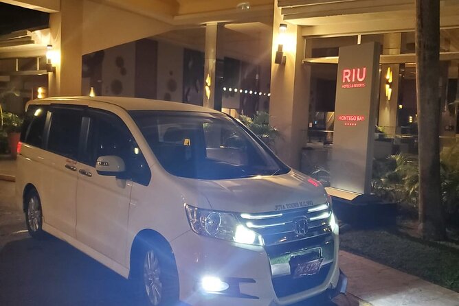 RIU Reggae Palace and RIU Montego Bay Private Airport Transfer - Key points before you book