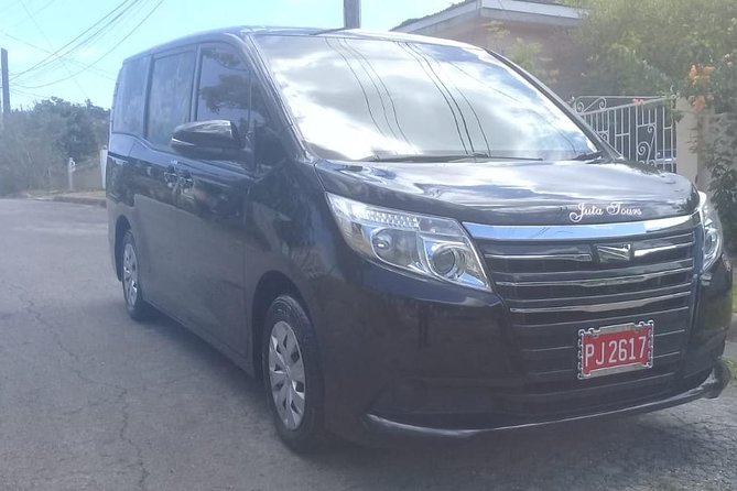 Rose Hall Hotels Private Airport Transfer - Communication, driver style, and the human touch