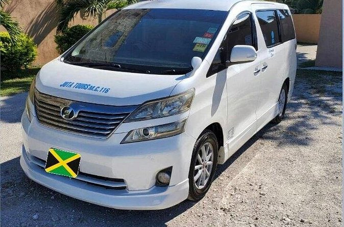 Round-Trip or Direct Private Airport Transfers to your Resort in Falmouth - The return trip deserves just as much attention