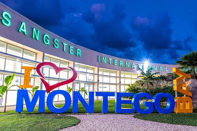 Round Trip Sangsters Montego Bay Airport to Ocho Rios transfers - Key points at a glance