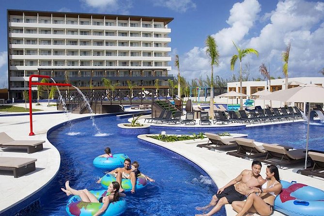 Royalton Hotel & RIU Aquarelle-Private Roundtrip Airport Transfer - Leaving Sangster International Airport without the usual fuss