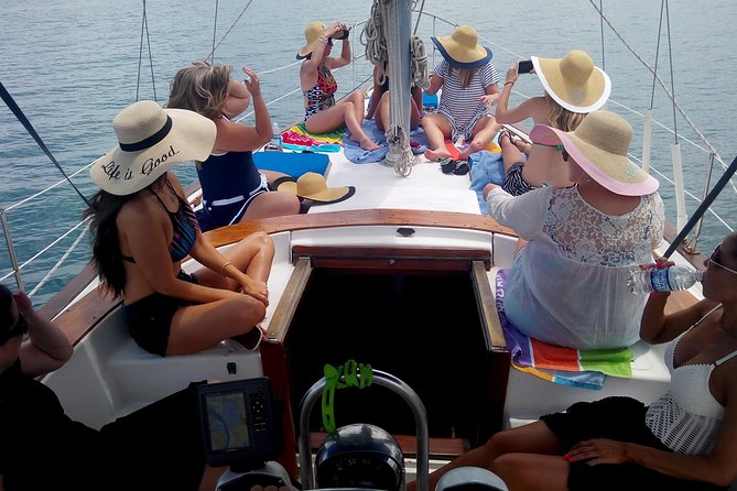 Sailing Adventure Cruise from Montego Bay - Sailing the coastline with Captain Chris