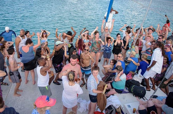 Shared Dunn's River Falls Snorkel Cruise with Music, Open Bar from Runaway Bay - The people who make the trip work