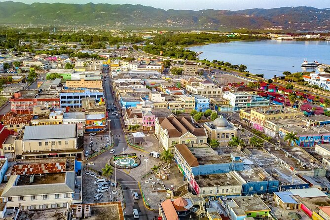 Sightseen tour and Souvenir shopping with private transportation in Montego Bay - Riding from your pickup point in air-conditioned comfort