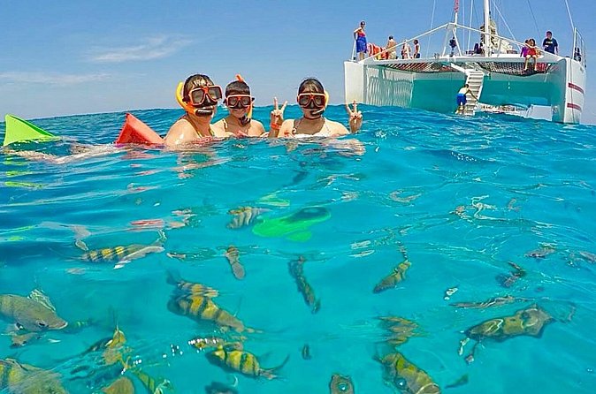 Snorkeling and Shopping in Montego Bay with Hotel pickup - What the private format changes