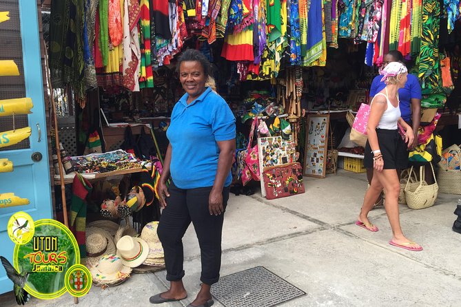 The AMAZING Montego Bay Tour - Roadside fruit and a taste of daily life