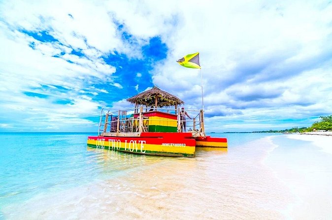 Tiki Pon Da Sea Cruise to Booby Cay with Lunch from Negril - Lunch with lobster, fish, crab, chicken, or shrimp