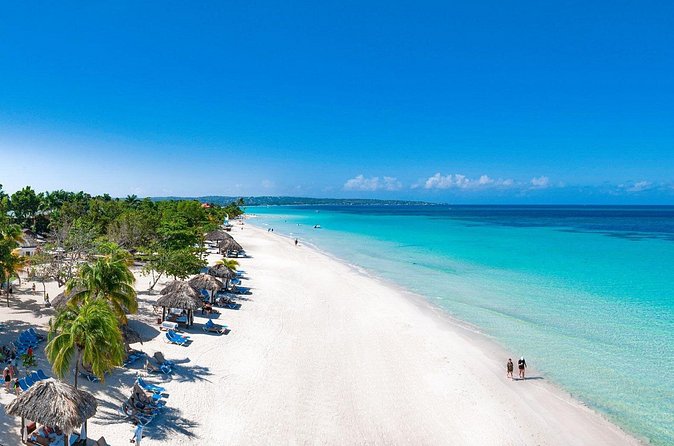 Tour to Negril 7 Miles Beach and Rick’s Cafe from Montego Bay - Why the Private Format Matters