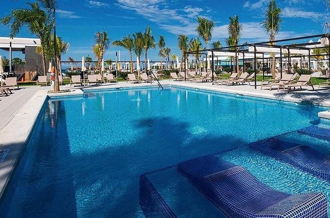 Transfer from/to Airport, Riu Reggae, Riu Montego Bay, Riu Palace - Why private transportation can be worth $16.50