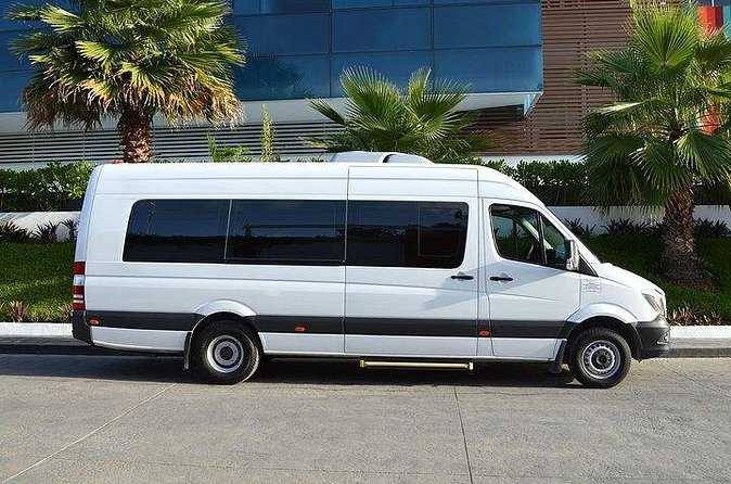 Transportation Services From Sangster Airport From/To Negril Hotels - The hotel limit is easy to miss