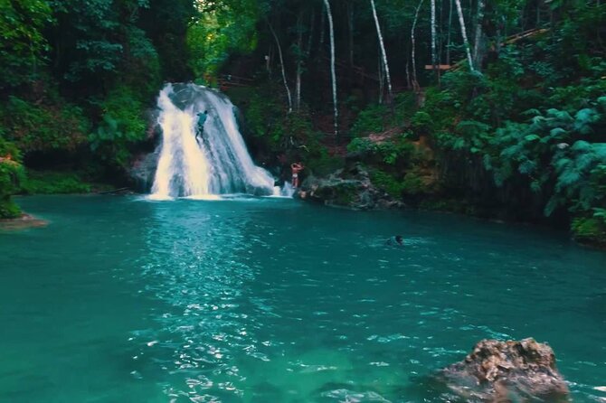 VIP Dunn River Falls and Blue Hole Experience - Why this private Ocho Rios outing works
