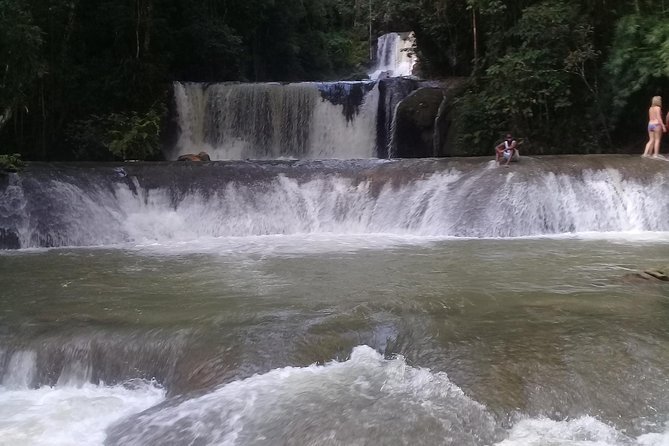 YS Falls & Pelican Bar Tour - Floyd’s Pelican Bar is more about the setting than the activity
